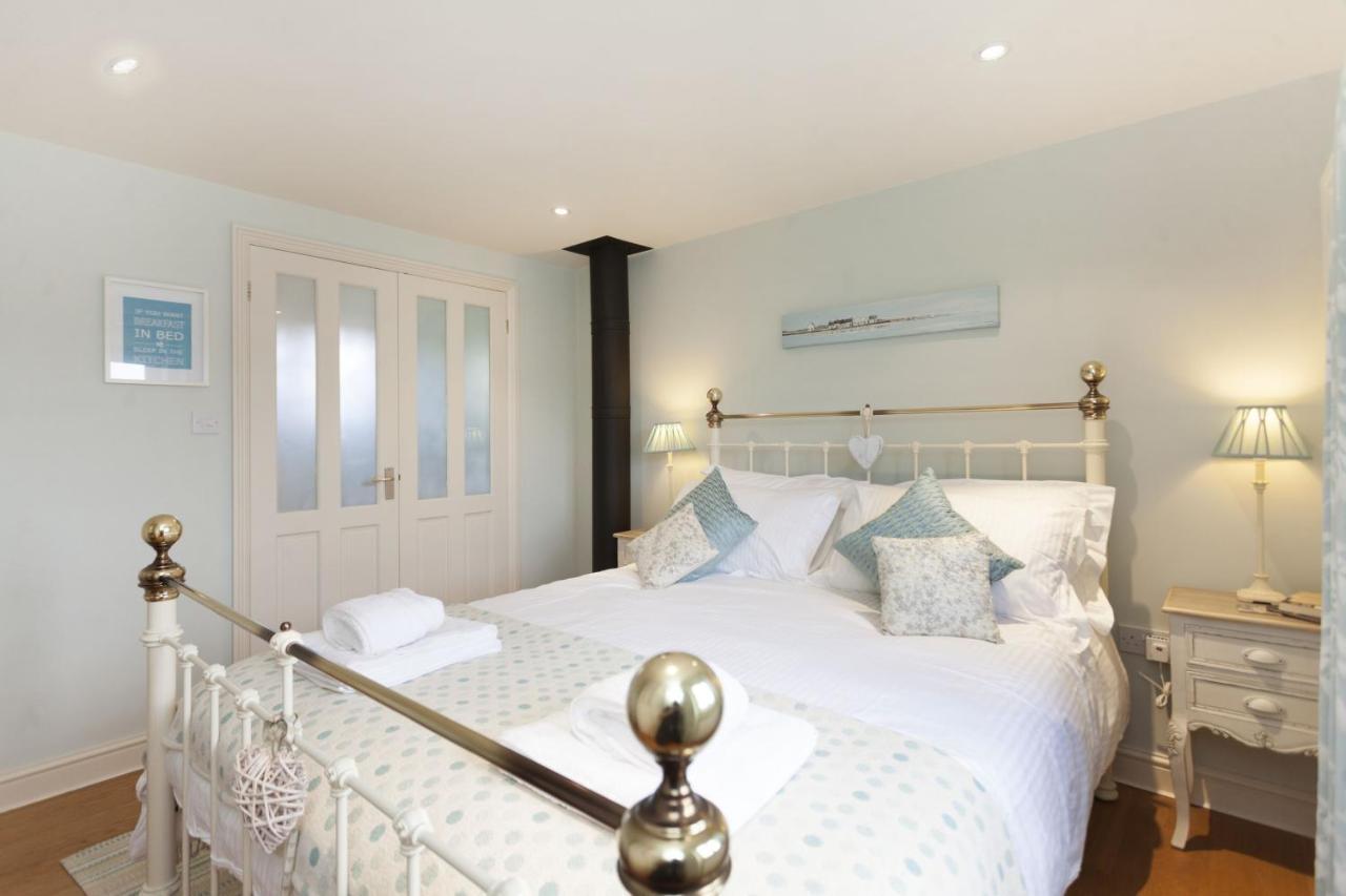 Legion Cottages เบลคนีย์ ภายนอก รูปภาพ